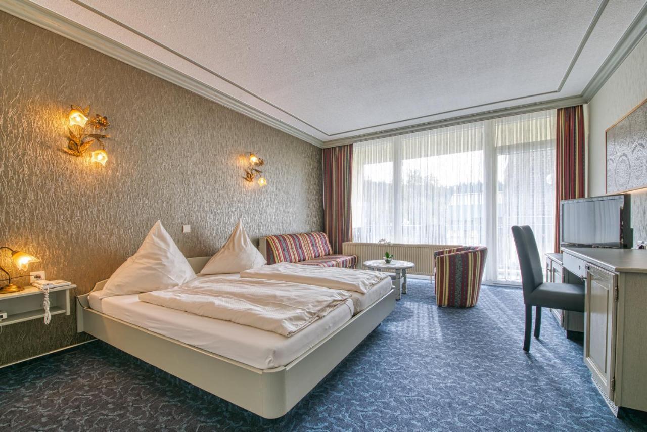 Hotel Haus Tiefenbach ビューリンゲン エクステリア 写真
