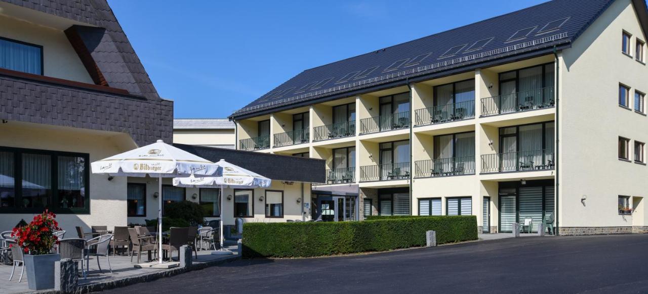 Hotel Haus Tiefenbach ビューリンゲン エクステリア 写真