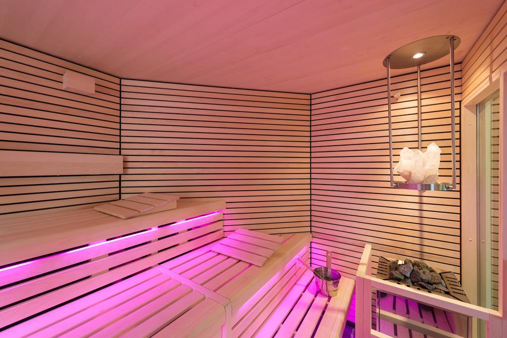 Hotel Haus Tiefenbach ビューリンゲン エクステリア 写真